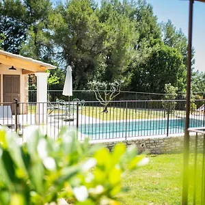  Hébergement de vacances Bastide Toujours Dimanche, Maison De France