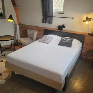  Appartement Le Colombier - A Deux Pas Du Square Charles De Gaulle France